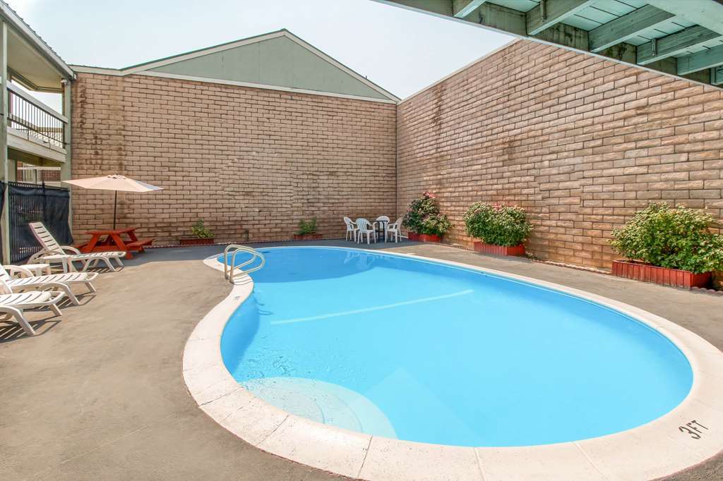 Quality Near State Fair Park Motel 2*